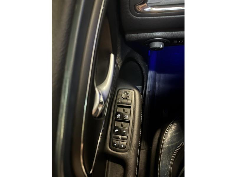 chrysler 200 2015 - 12