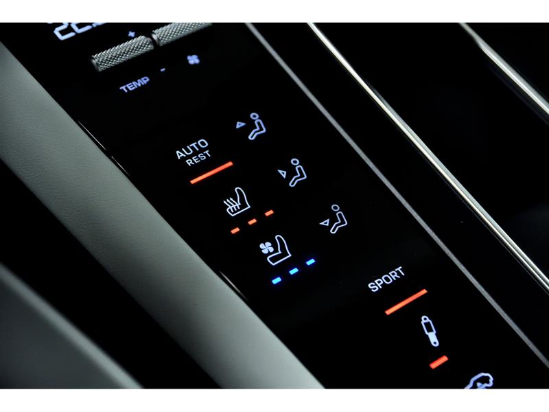 porsche Macan 2024 - 25