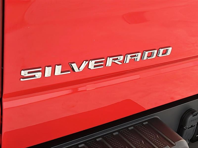 chevrolet Silverado 1500 2024 - 24