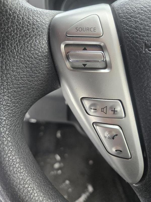 2017 Nissan Versa - Image 17