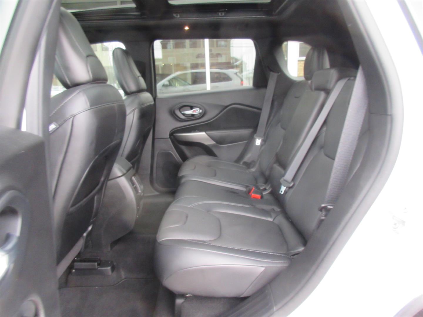 jeep Cherokee 2021 - 23