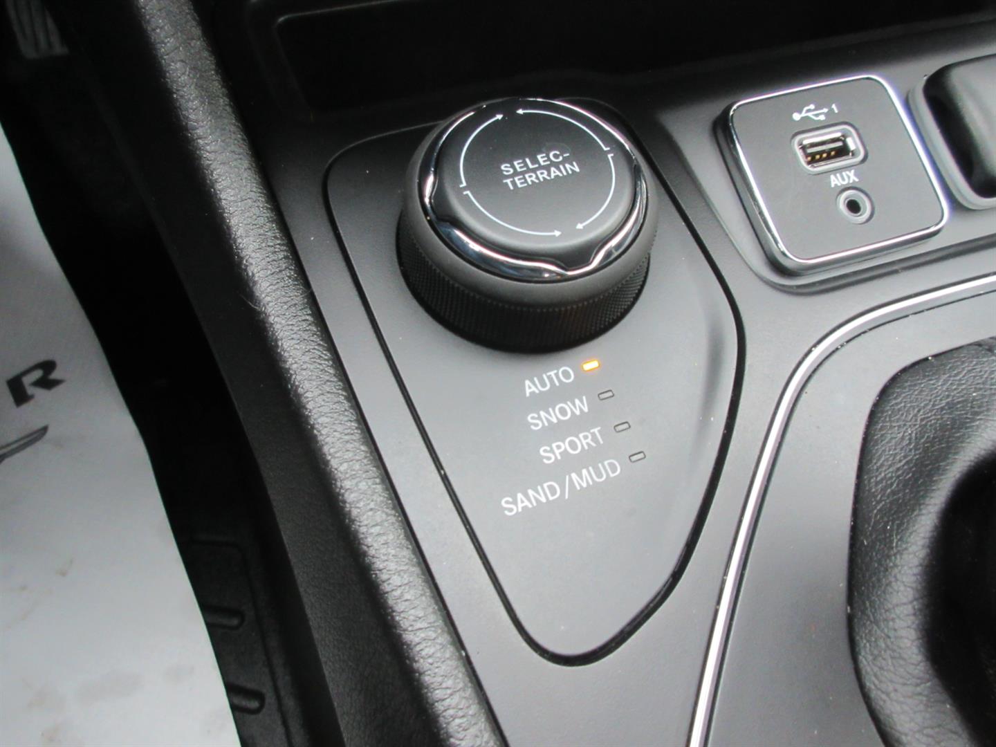 jeep Cherokee 2021 - 34
