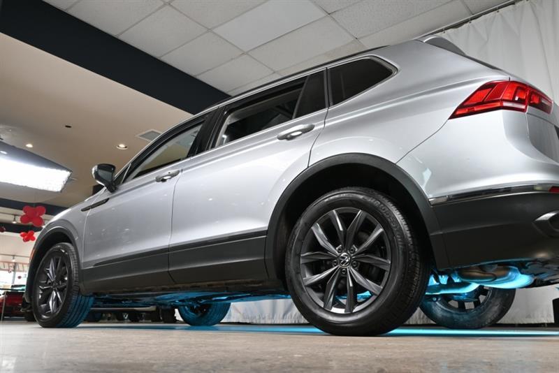 2022 Volkswagen Tiguan - Image 12