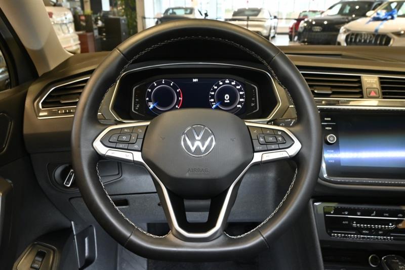 2022 Volkswagen Tiguan - Image 20