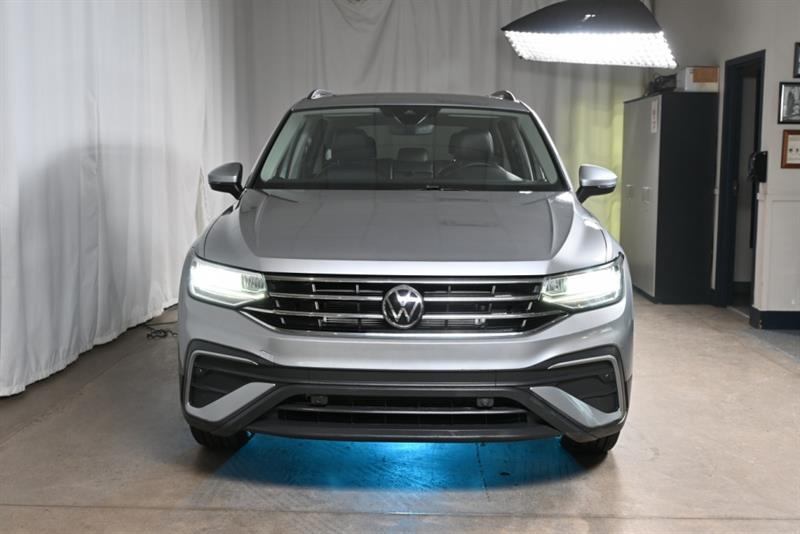 2022 Volkswagen Tiguan - Image 38