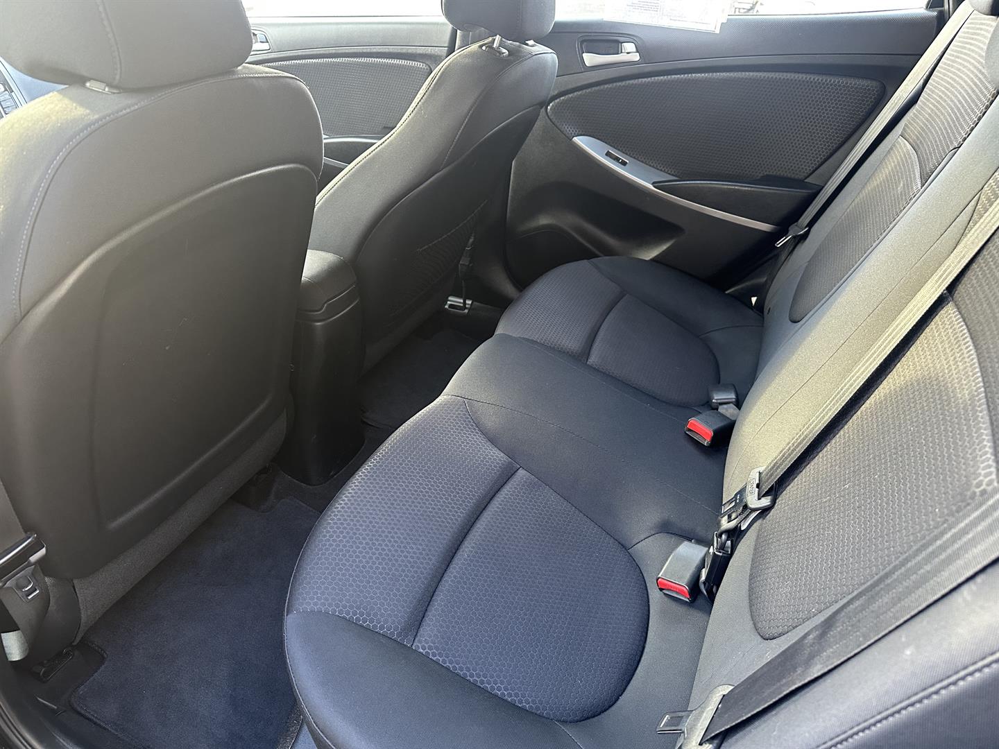 hyundai Accent 2016 - 12