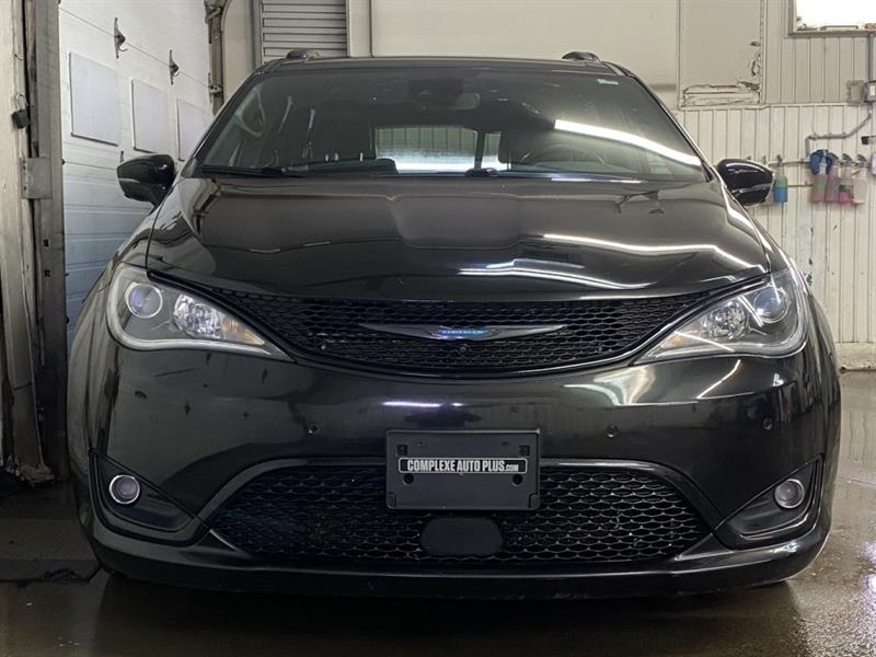 chrysler Pacifica 2020 - 3