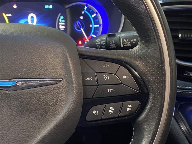 chrysler Pacifica 2020 - 22