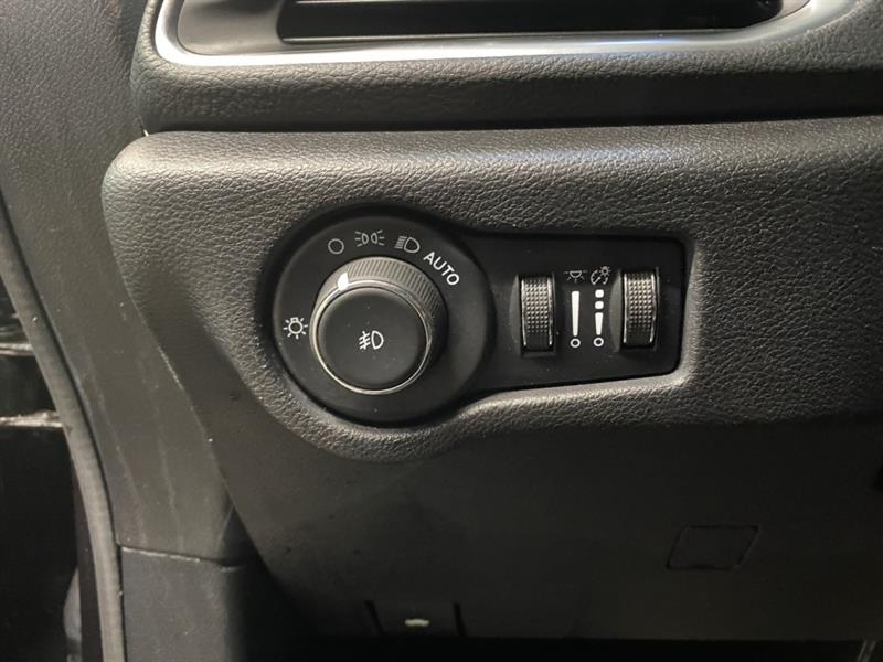 chrysler Pacifica 2020 - 31