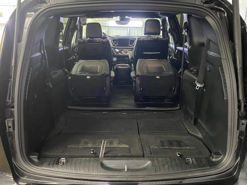 chrysler Pacifica 2020 - 36
