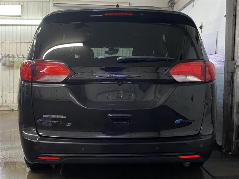 chrysler Pacifica Hybrid 2020 - 6