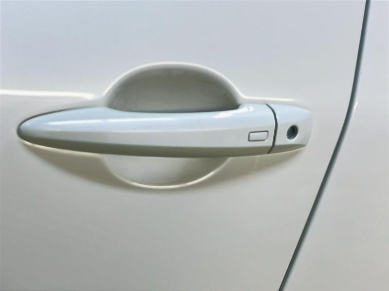 nissan Rogue 2023 - 25