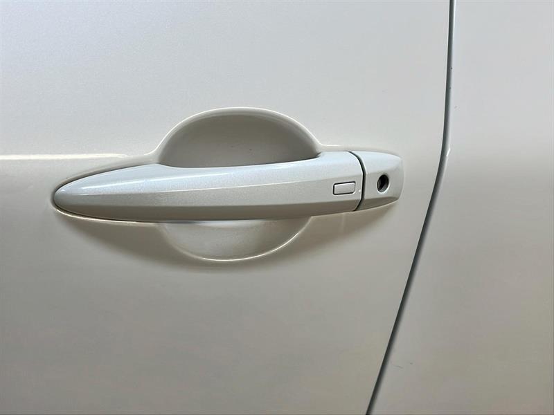 nissan Rogue 2023 - 25