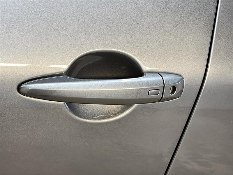 nissan Rogue 2023 - 25