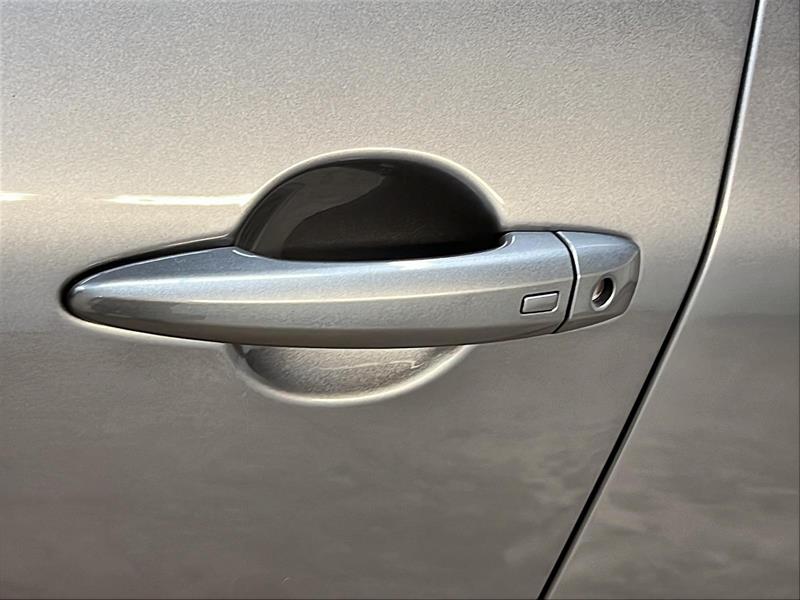 nissan Rogue 2023 - 25
