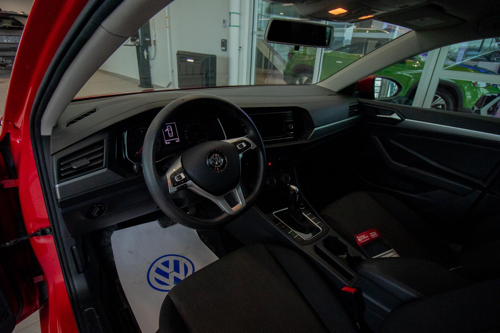 volkswagen Jetta 2019 - 10