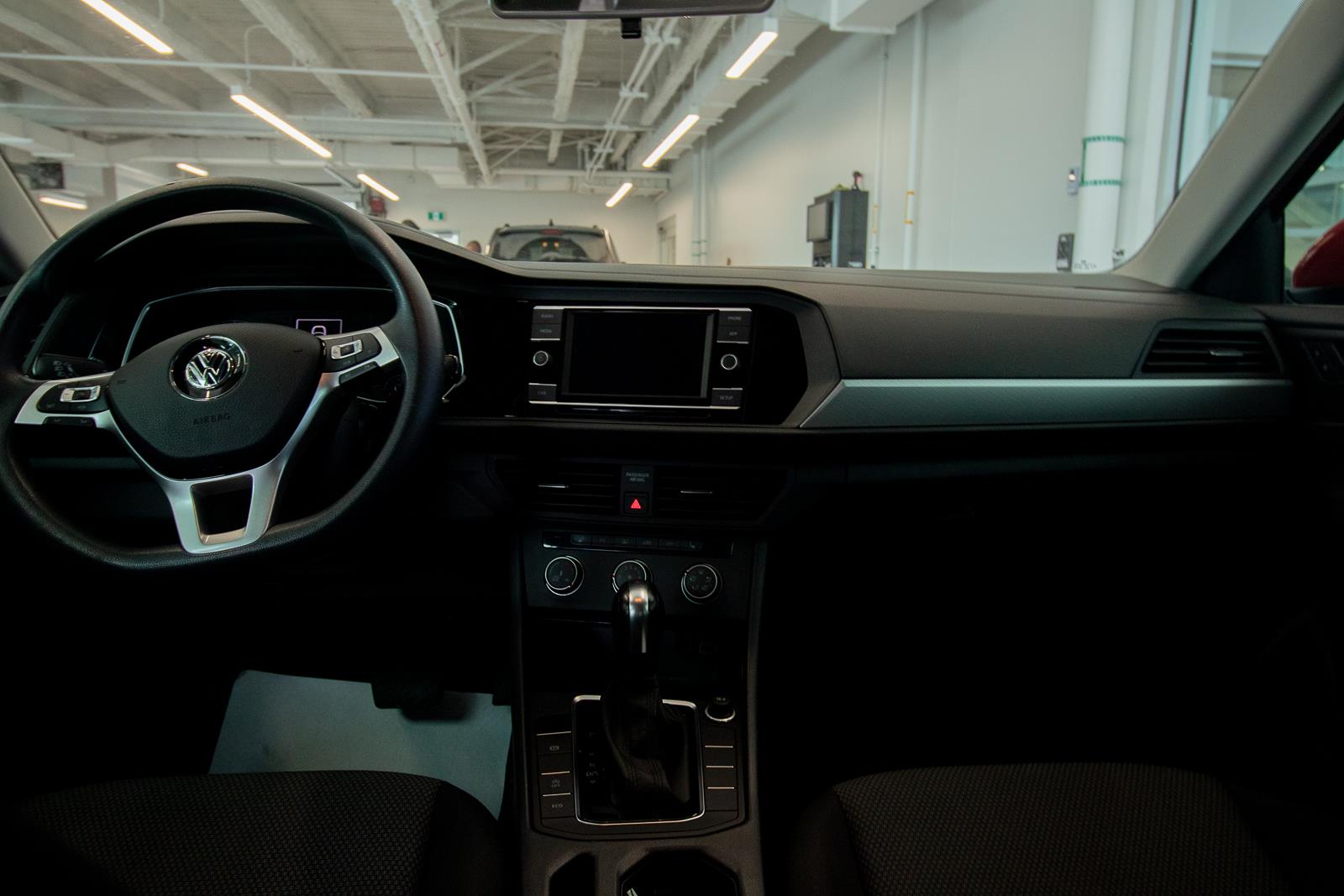 volkswagen Jetta 2019 - 16
