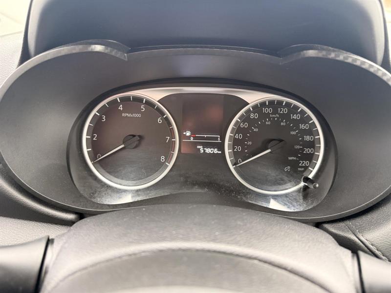 nissan Versa 2022 - 14