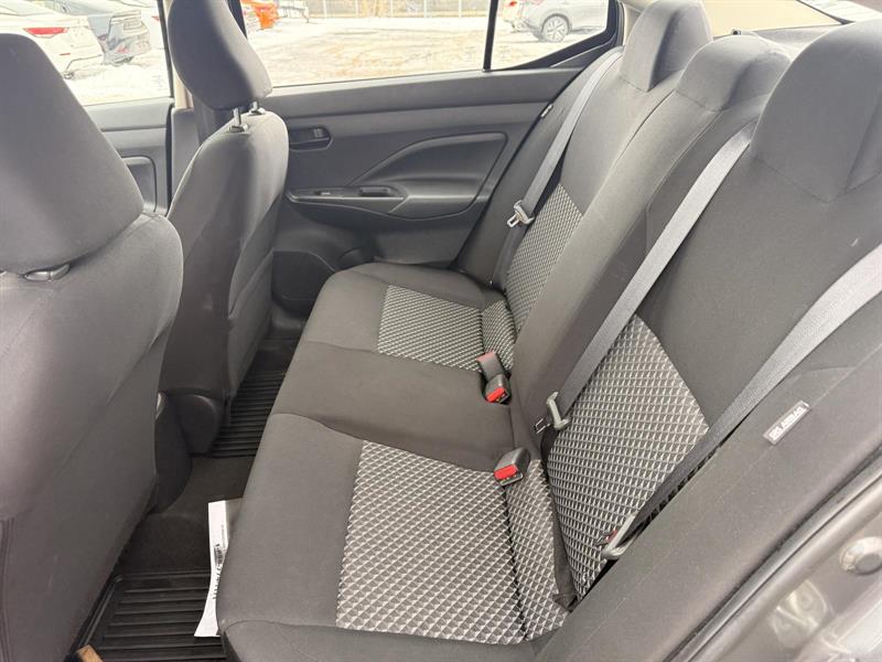 nissan Versa 2022 - 20