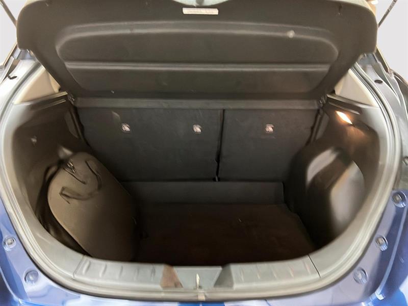 nissan LEAF 2023 - 12