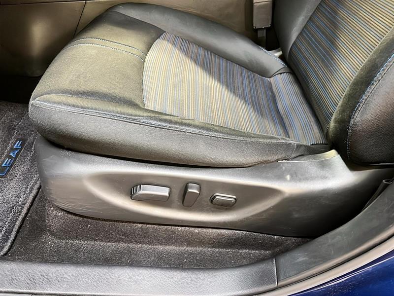 nissan LEAF 2023 - 24