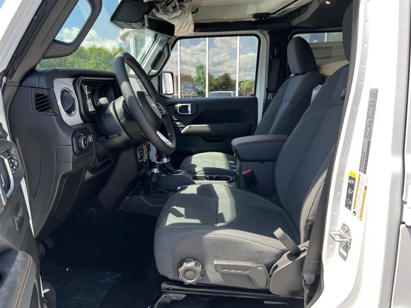 jeep Wrangler 2025 - 9