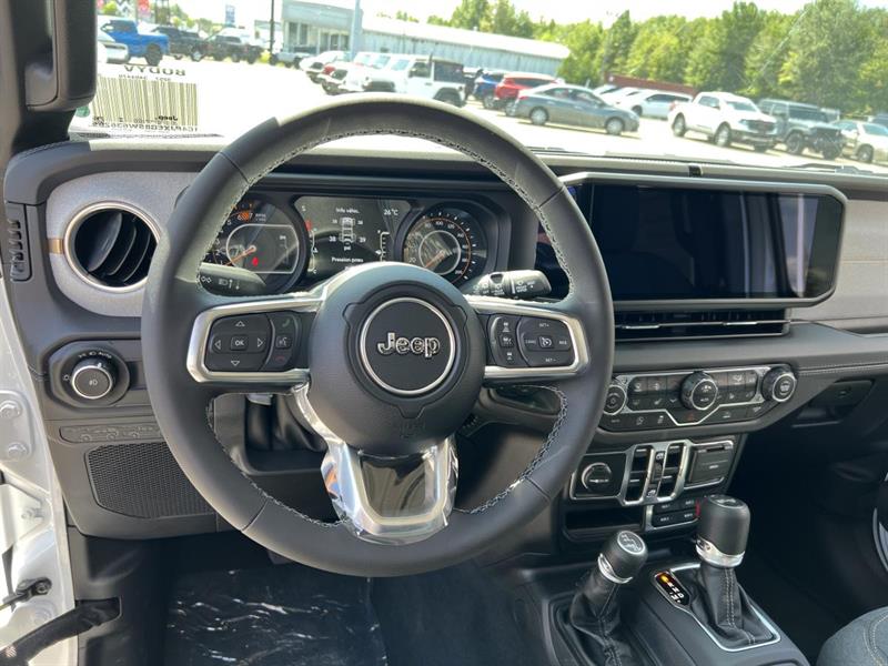 jeep Wrangler 2025 - 12