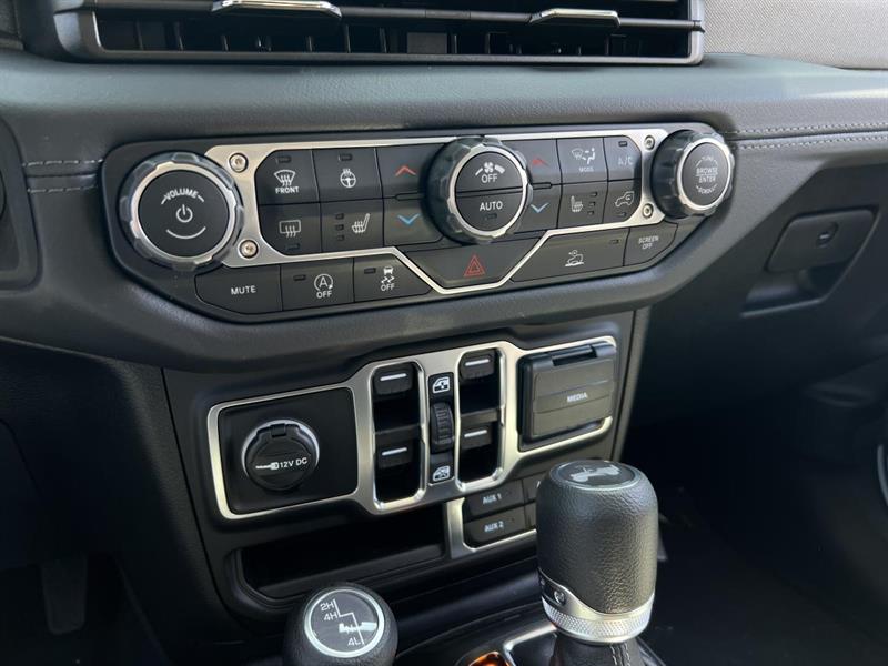 jeep Wrangler 2025 - 14