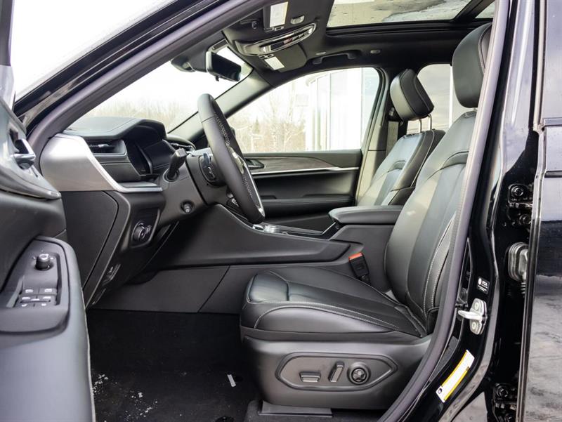 jeep Grand Cherokee 2025 - 9