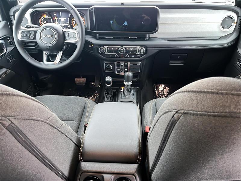 jeep Wrangler 2026 - 14