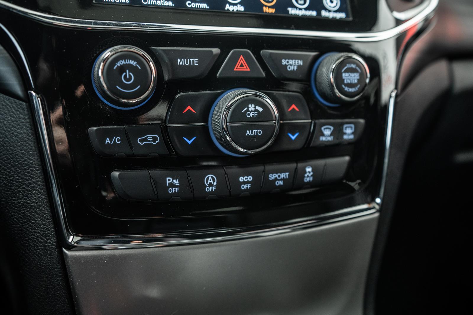 jeep Grand Cherokee 2021 - 30