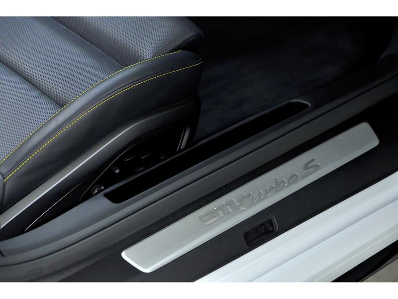 porsche 911 2021 - 34