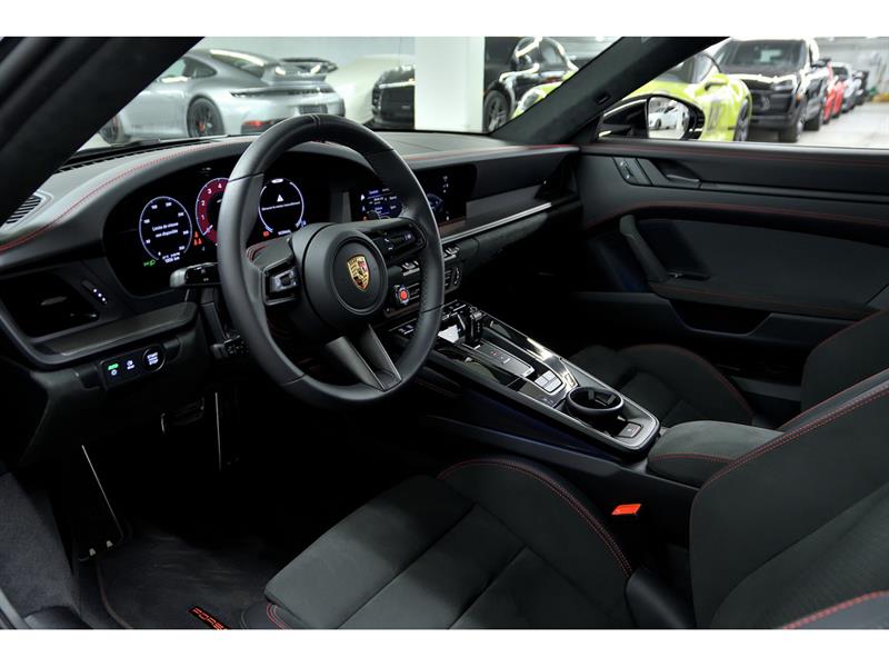 porsche 911 2025 - 11