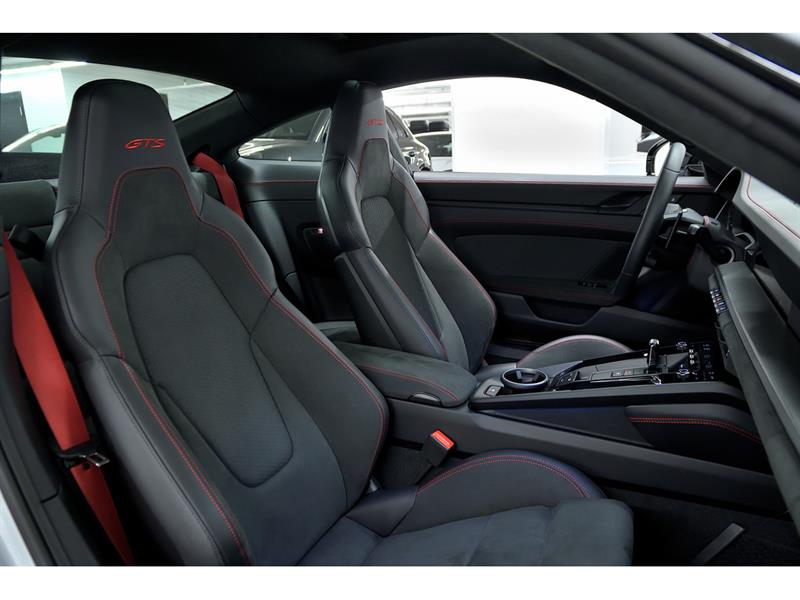 porsche 911 2025 - 30