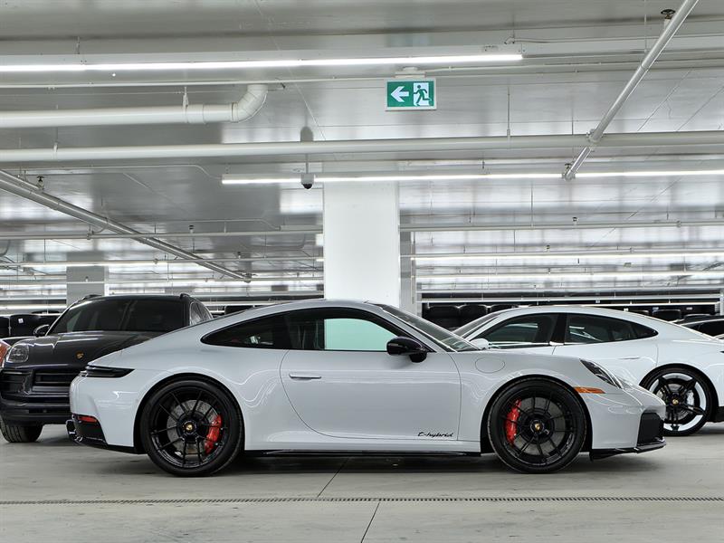 porsche 911 2025 - 35