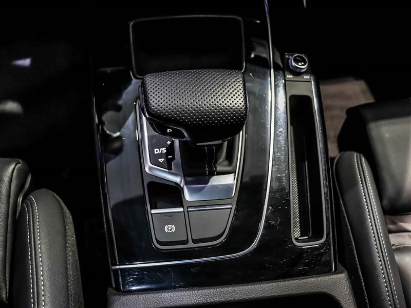 audi Q5 2022 - 24