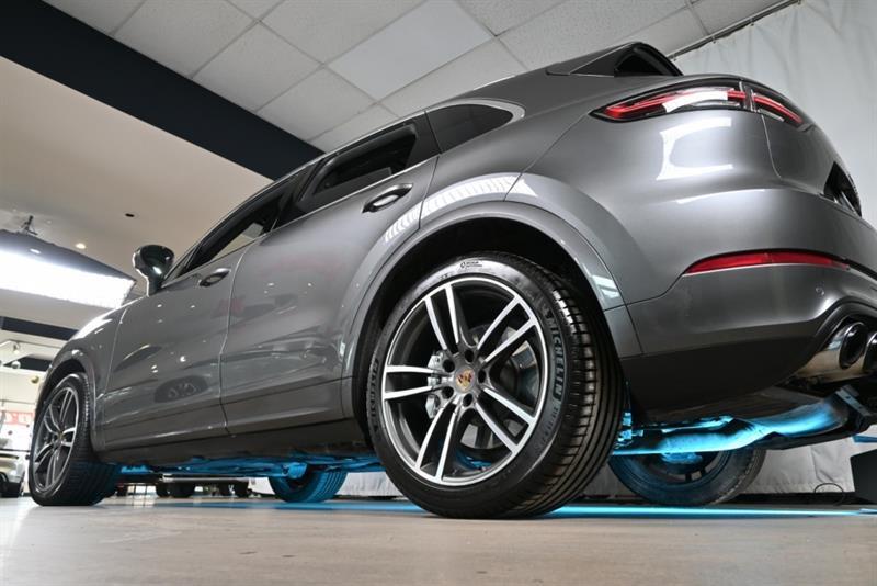 2019 Porsche Cayenne - Image 12