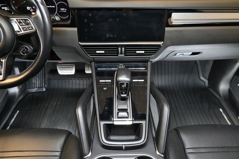 2019 Porsche Cayenne - Image 30
