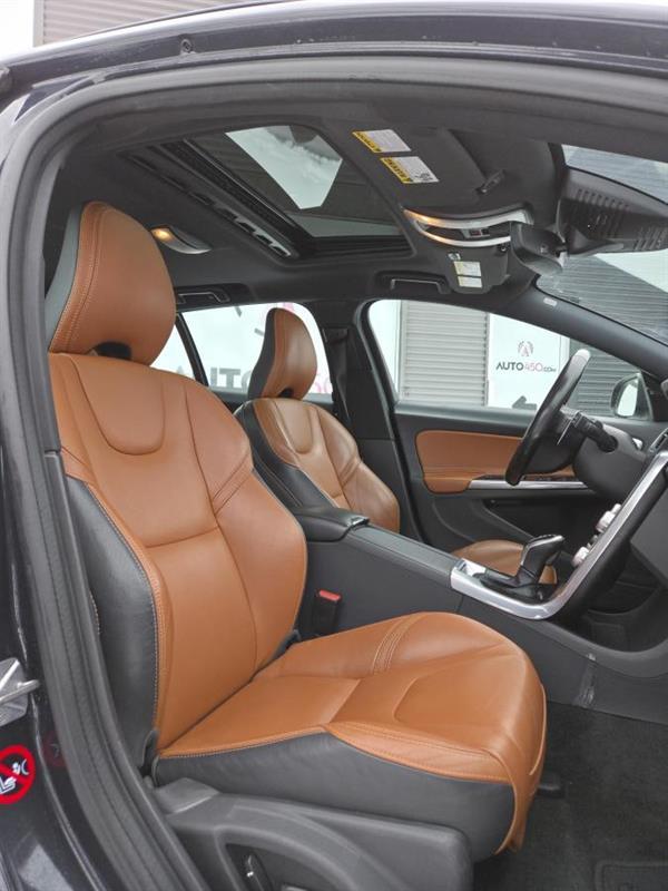 2018 Volvo V60 - Image 11