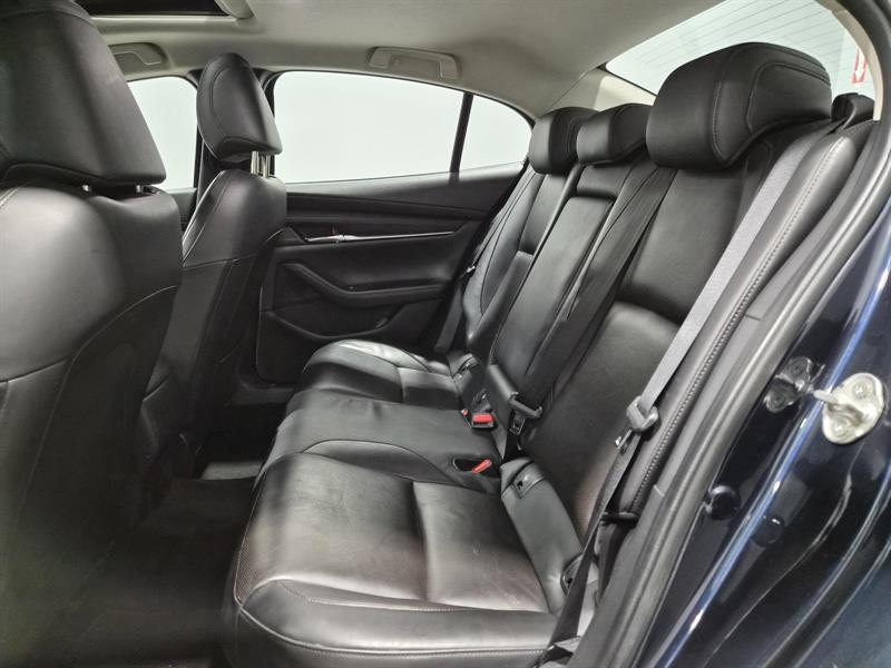 mazda Mazda3 2024 - 27