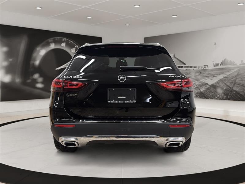 mercedes-benz GLA 2022 - 6