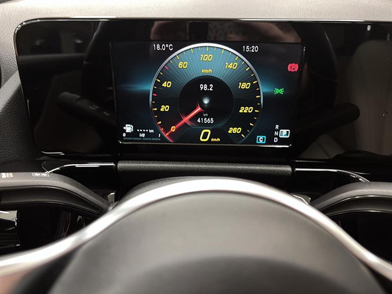 mercedes-benz GLA 2022 - 14
