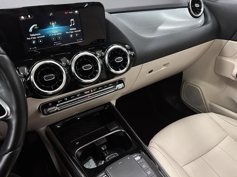 mercedes-benz GLA 2022 - 15