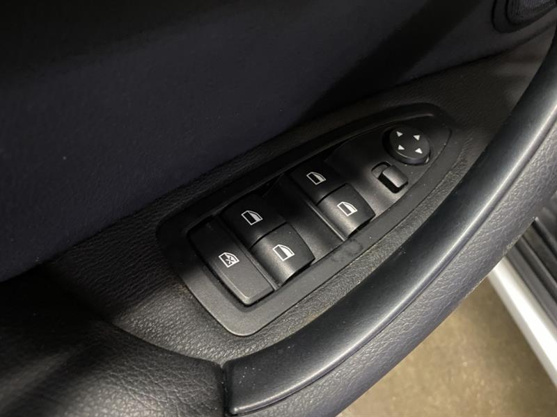 bmw X1 2020 - 30