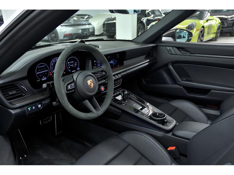 porsche 911 2025 - 11