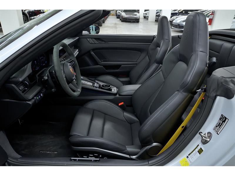 porsche 911 2025 - 14