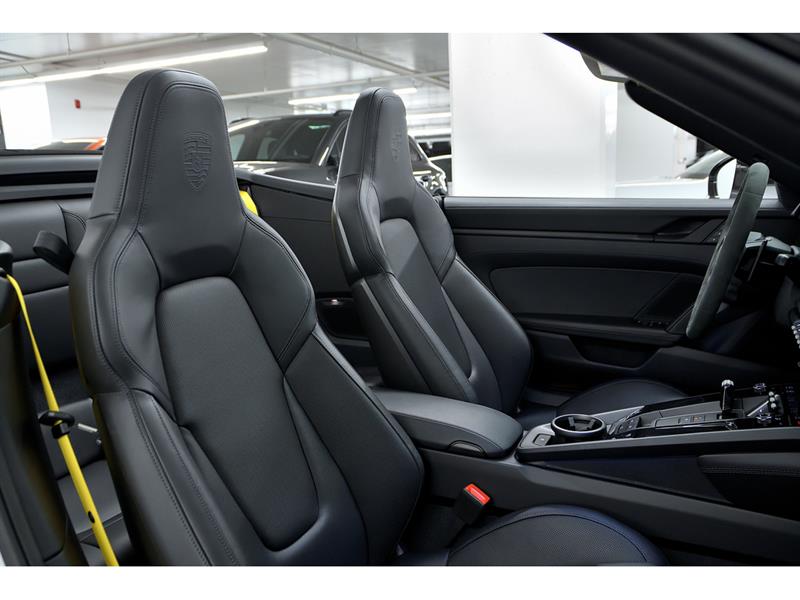 porsche 911 2025 - 33