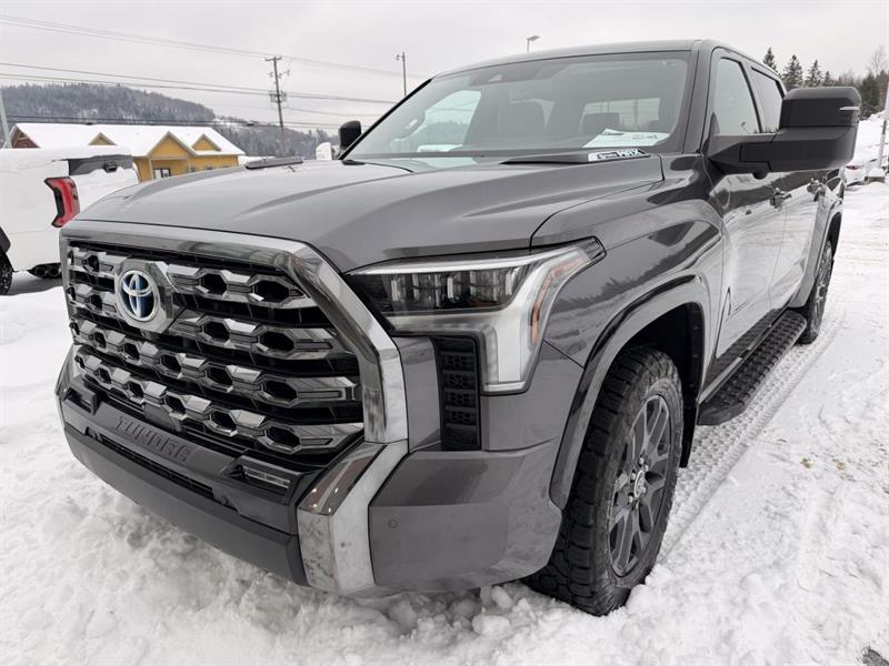 2022 Toyota Tundra Hybrid Platinum HV CrewMax Cab 4WD