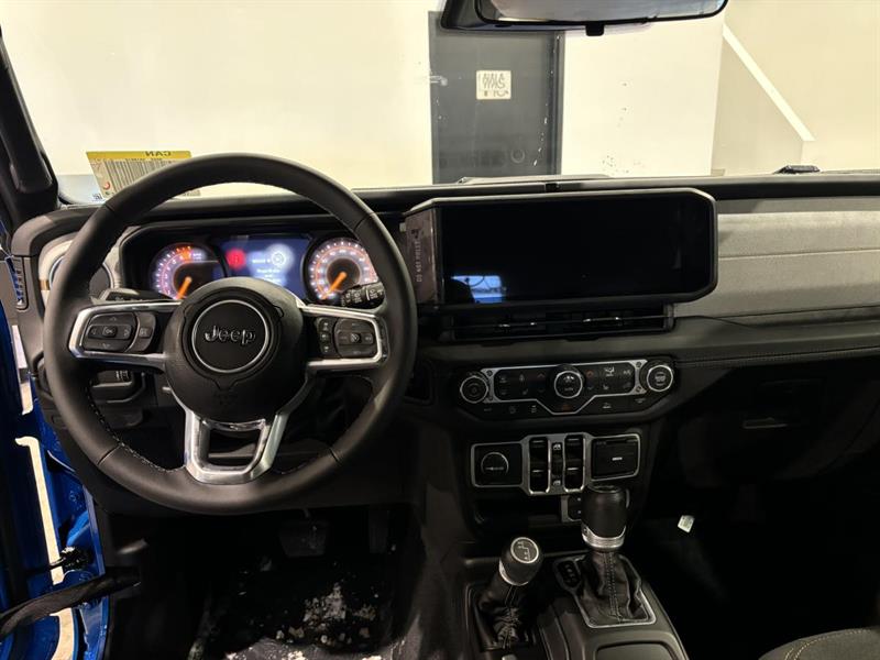 jeep Wrangler 2026 - 13