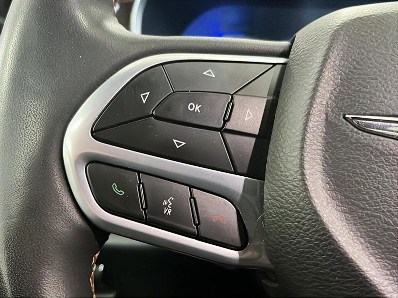 chrysler Pacifica Hybrid 2023 - 31
